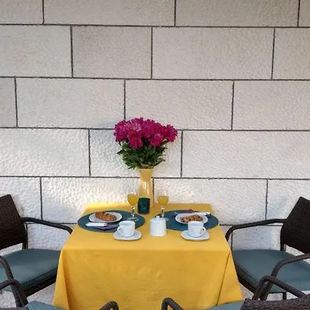 Hitri - One Bedroom With Terrace And Garden View Apartment Dubrovnik