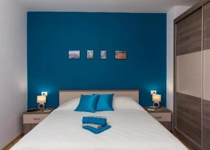 Hitri - One Bedroom With Terrace And Garden View *