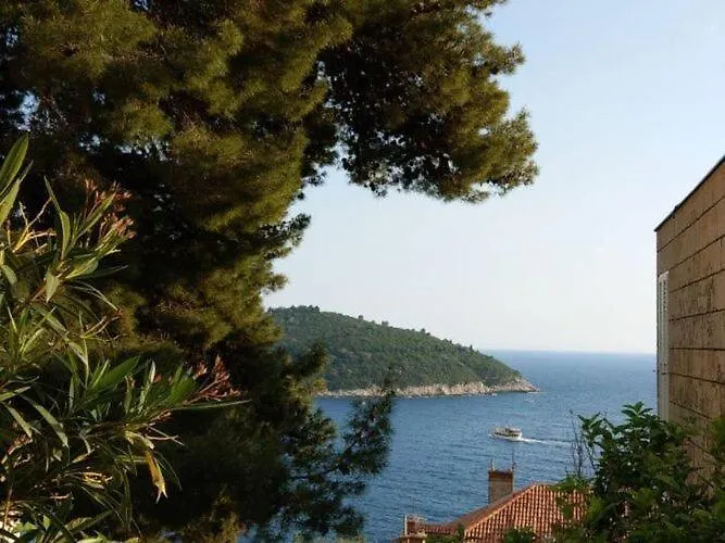 Apartament Hitri - One Bedroom With Terrace And Garden View *